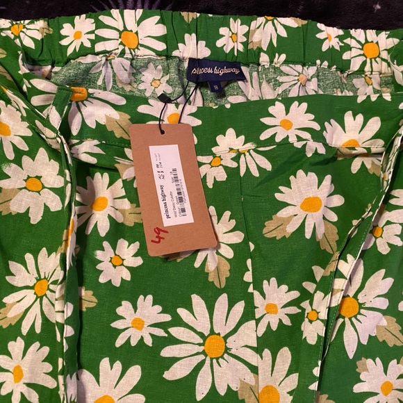 Linen daisy culottes- bright beautiful pants for the office or a day out! NWT - Picture 8 of 9